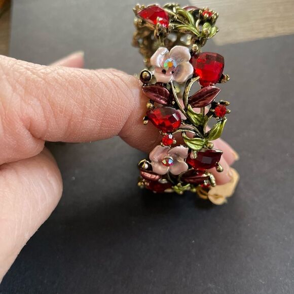 Ruby red rhinestone cuff bracelet - Picture 8 of 9